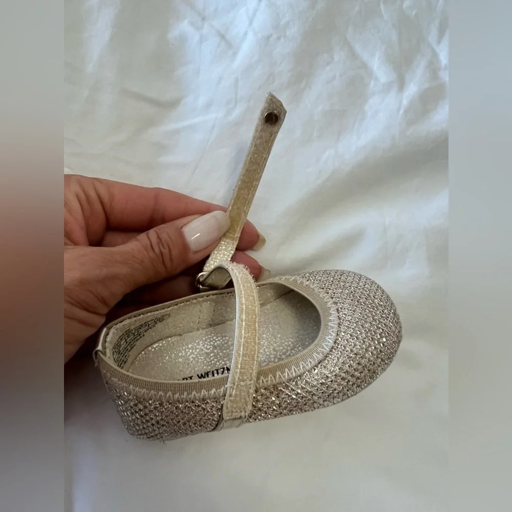 Stuart Weitzman | Baby SZ 2 (3-6 Months) | My 1st Weitzman’s Gold Glitter Shoes